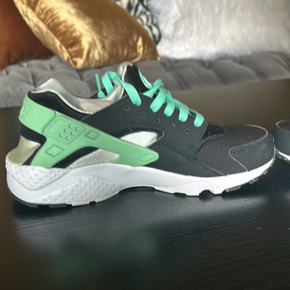 Nike Huarache run (GS) us size 7 - Picture 7 of 16